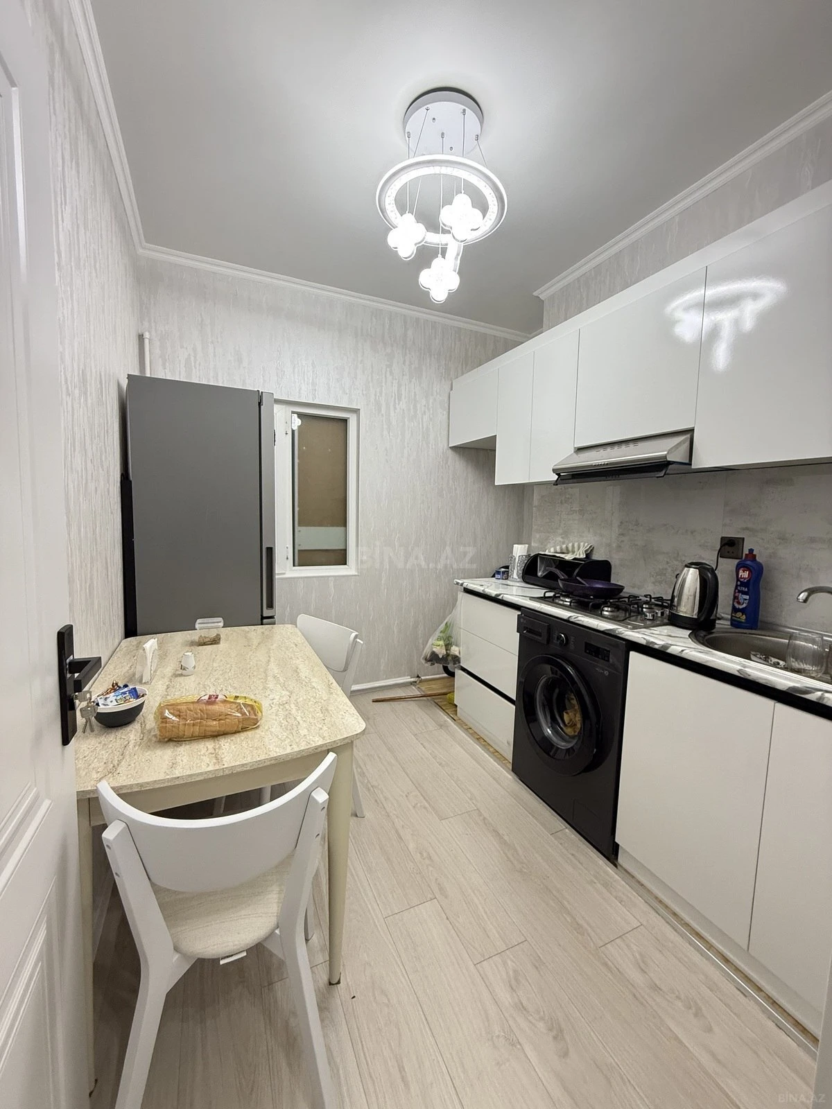 Satılır 2 otaqlı mənzil 53 m²