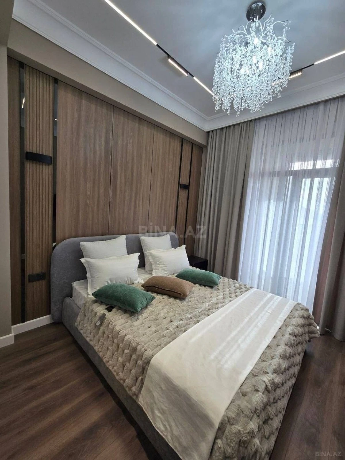 Kirayə verilir 2 otaqlı mənzil 70 m²