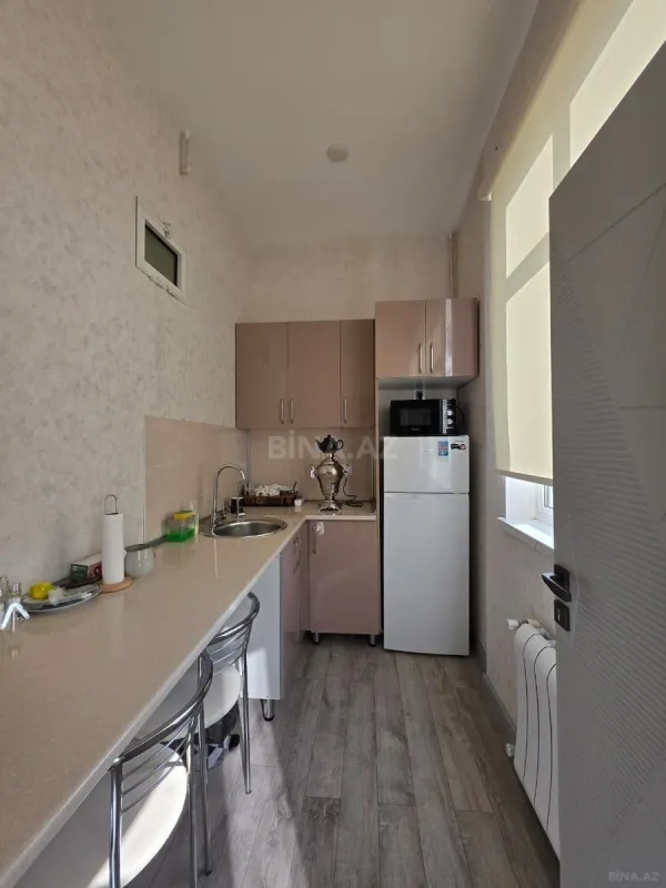 Satılır 3 otaqlı ofis 100 m²