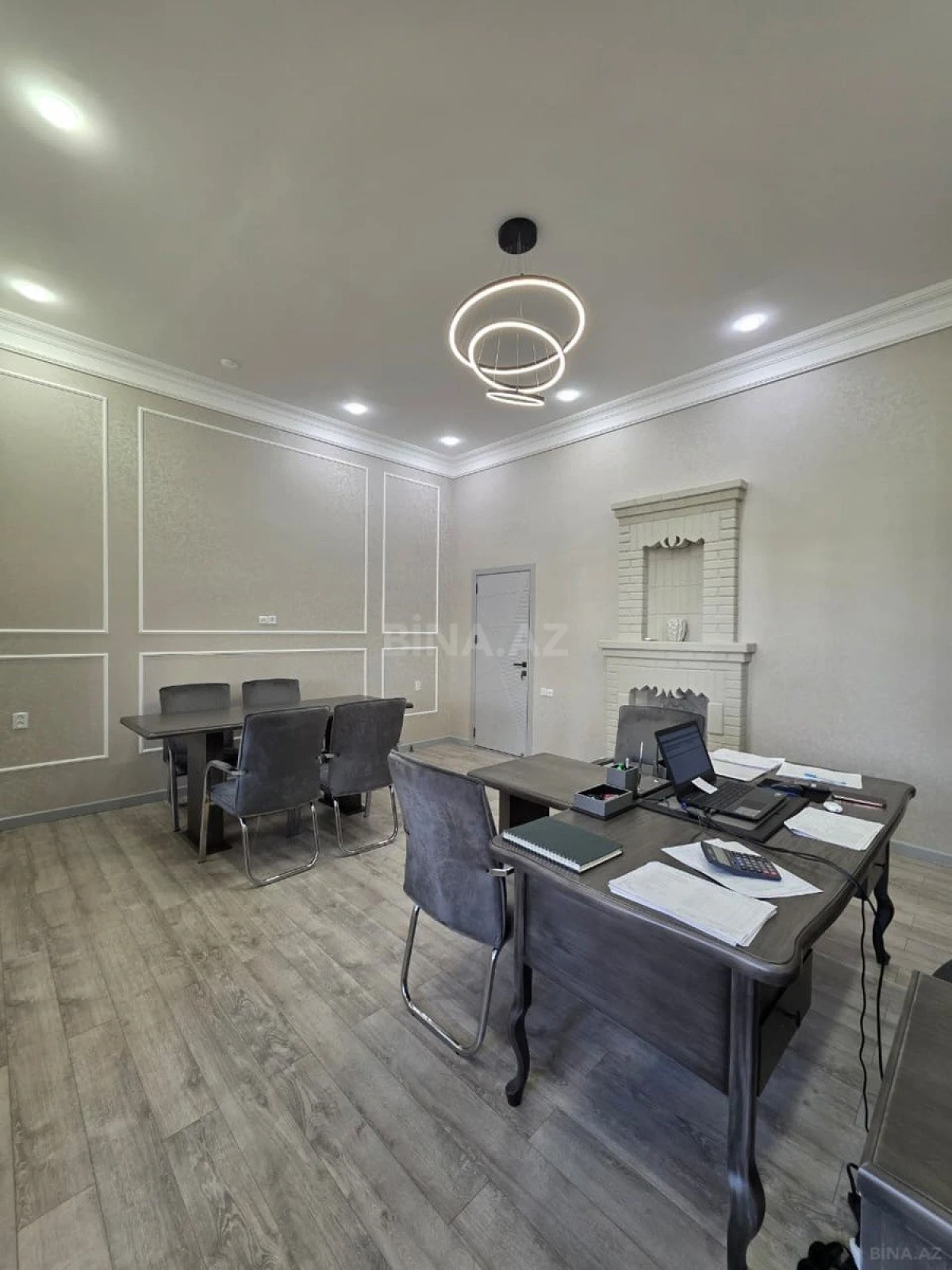 Satılır 3 otaqlı ofis 100 m²