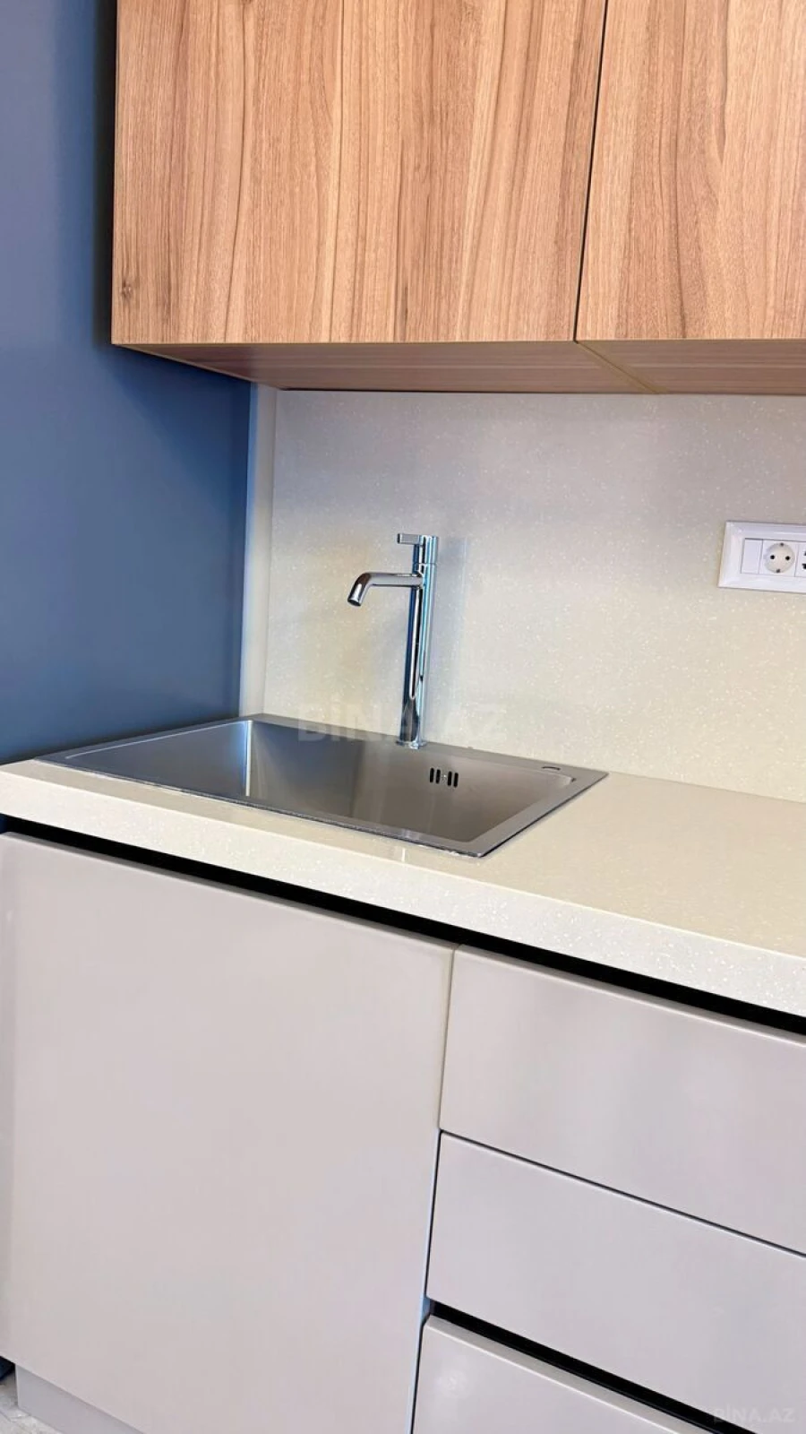 Satılır 2 otaqlı mənzil 92.5 m²