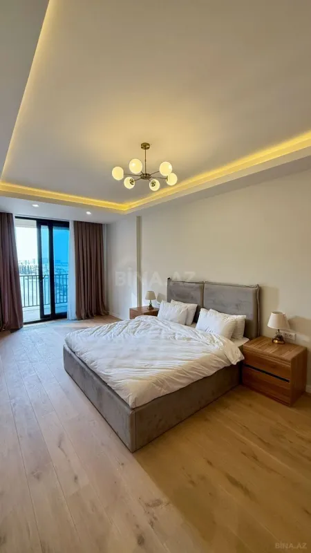 Satılır 2 otaqlı mənzil 92.5 m²