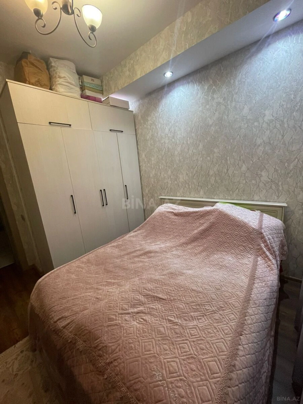 Satılır 2 otaqlı mənzil 55 m²