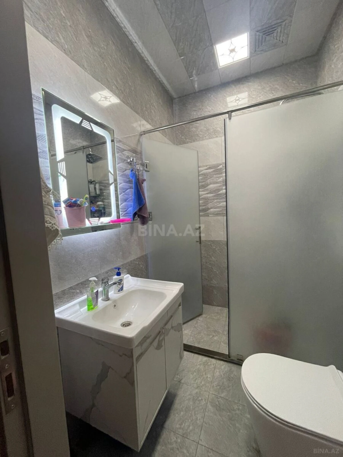 Satılır 2 otaqlı mənzil 55 m²