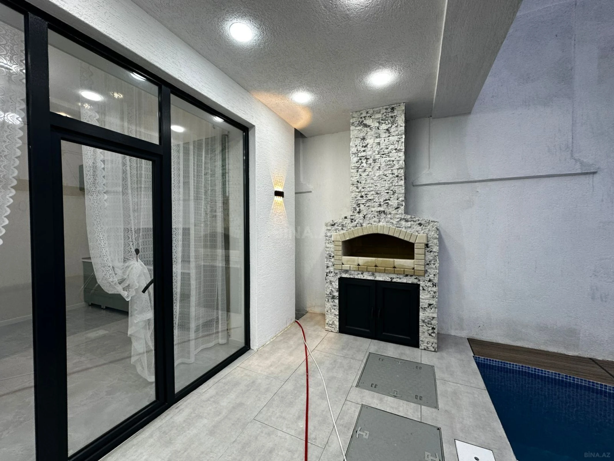 Satılır 4 otaqlı həyət evi 155 m²