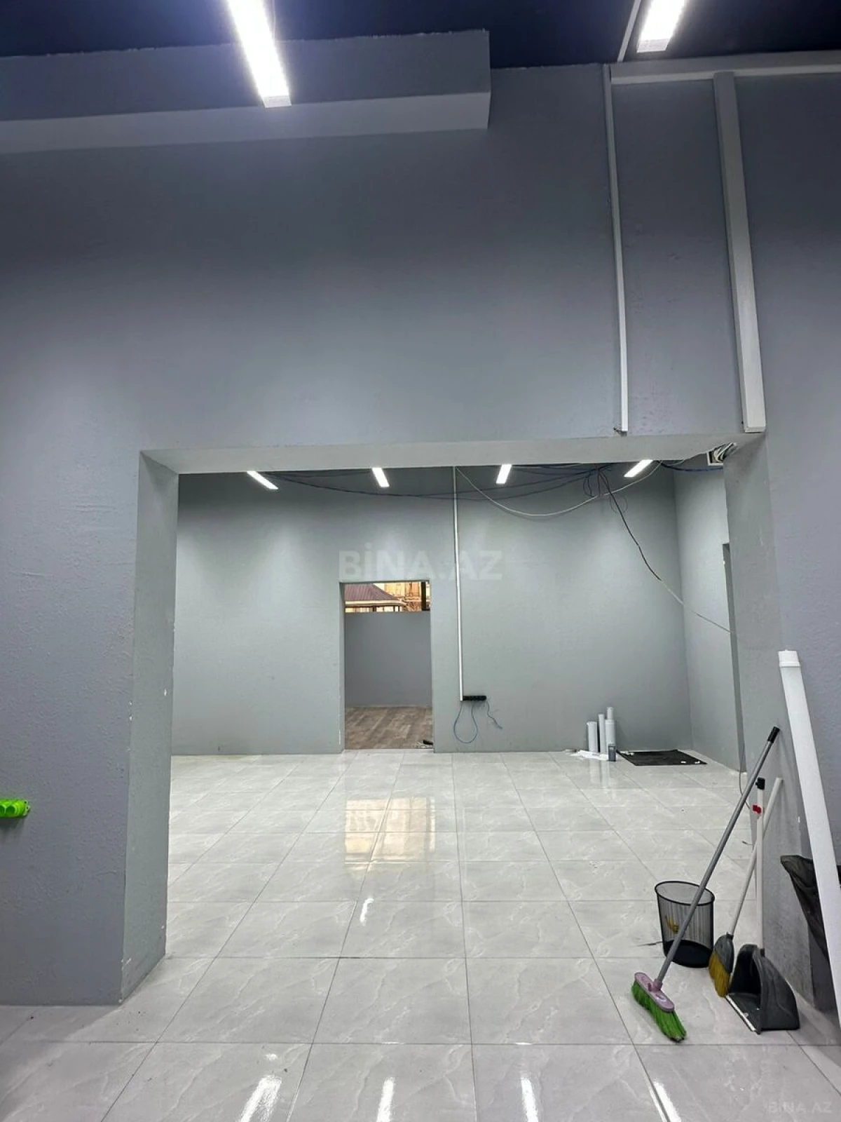 Kirayə verilir obyekt 175 m²