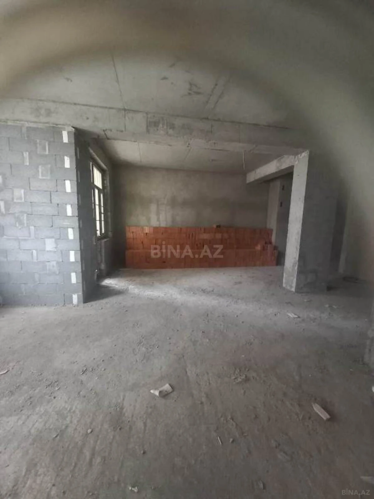 Satılır 2 otaqlı mənzil 75 m²