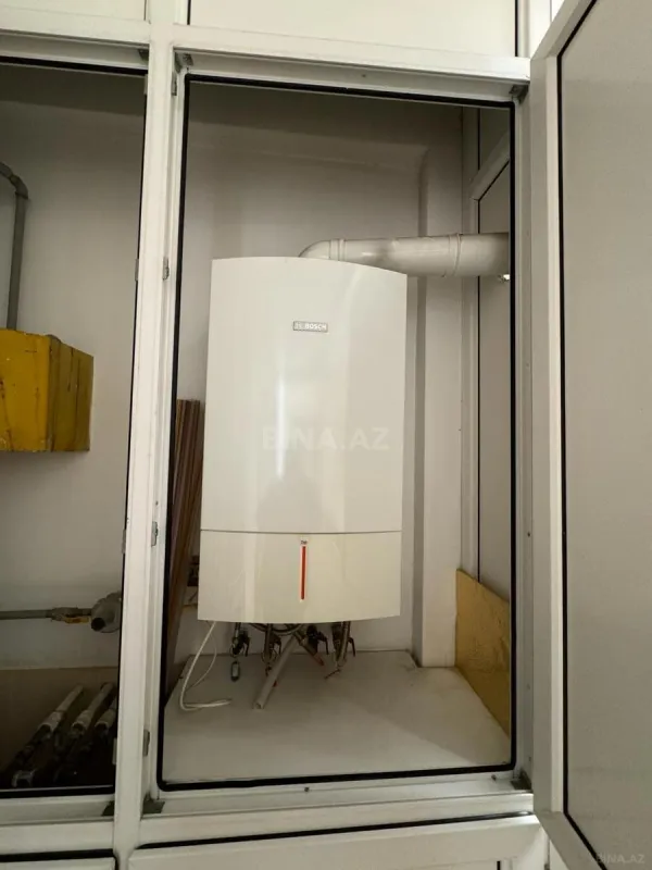 Satılır 4 otaqlı mənzil 350 m²