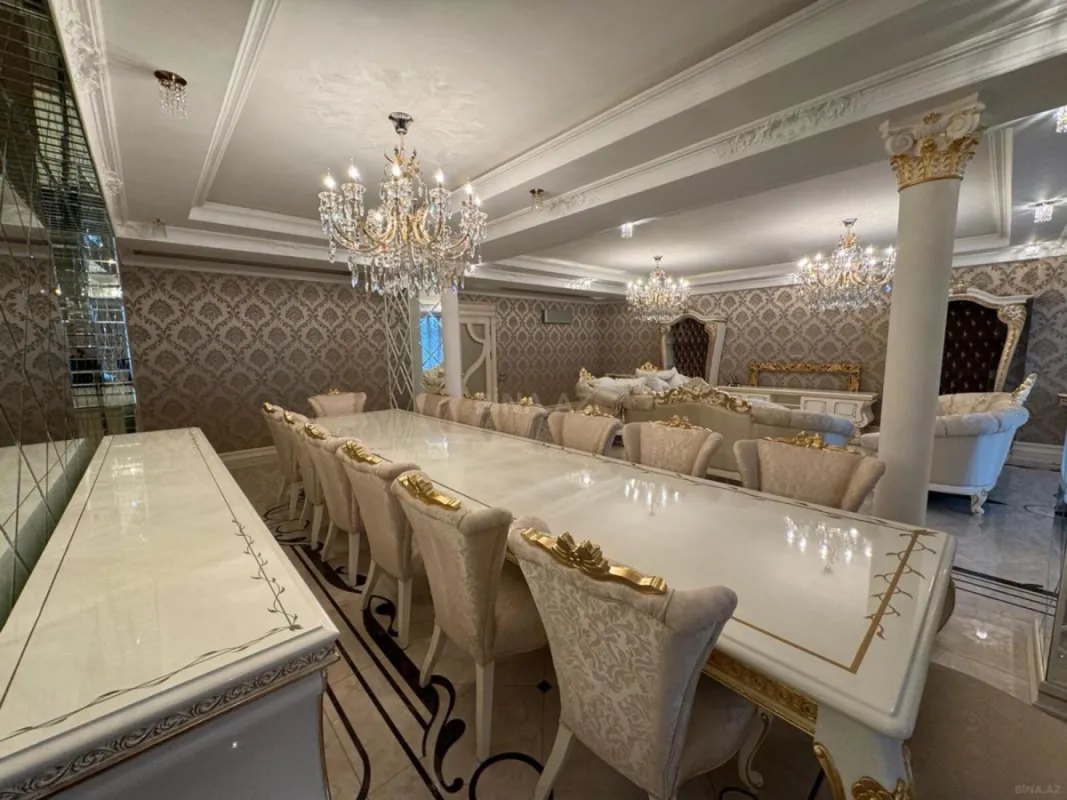 Satılır 4 otaqlı mənzil 350 m²