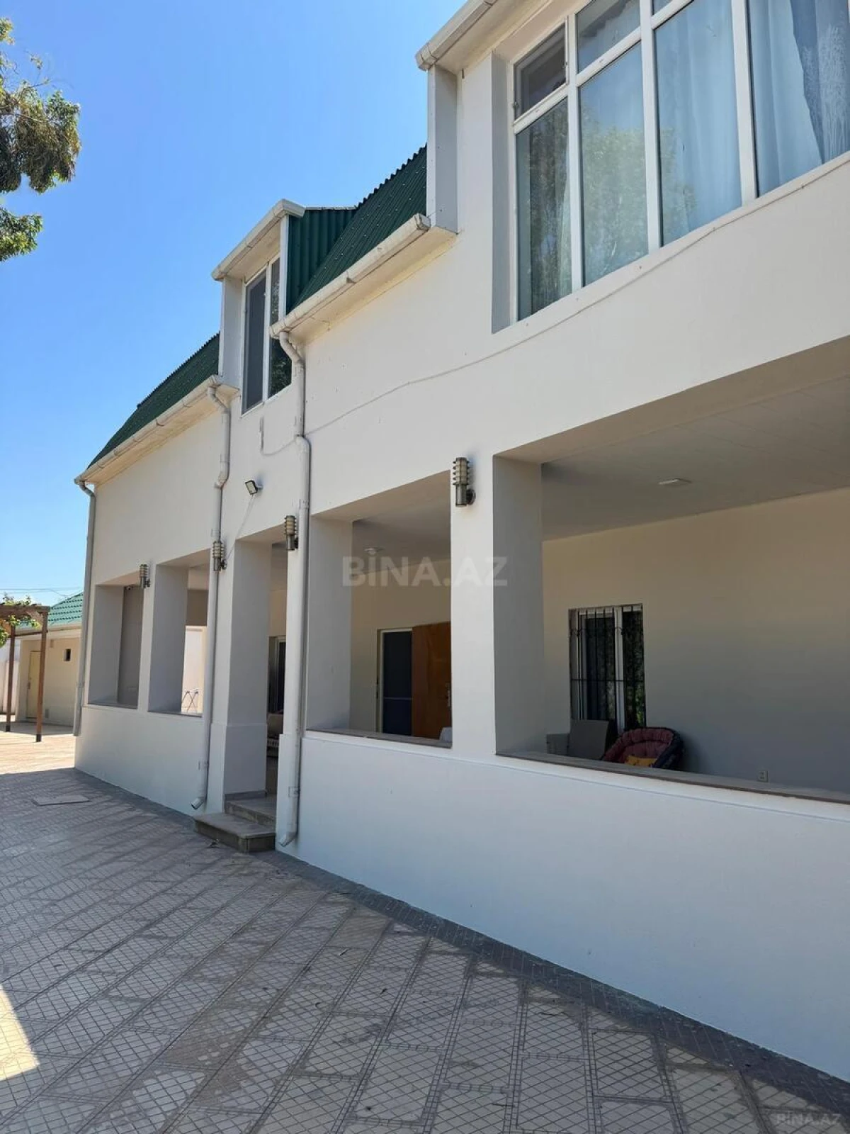 Satılır 5 otaqlı həyət evi 100 m²