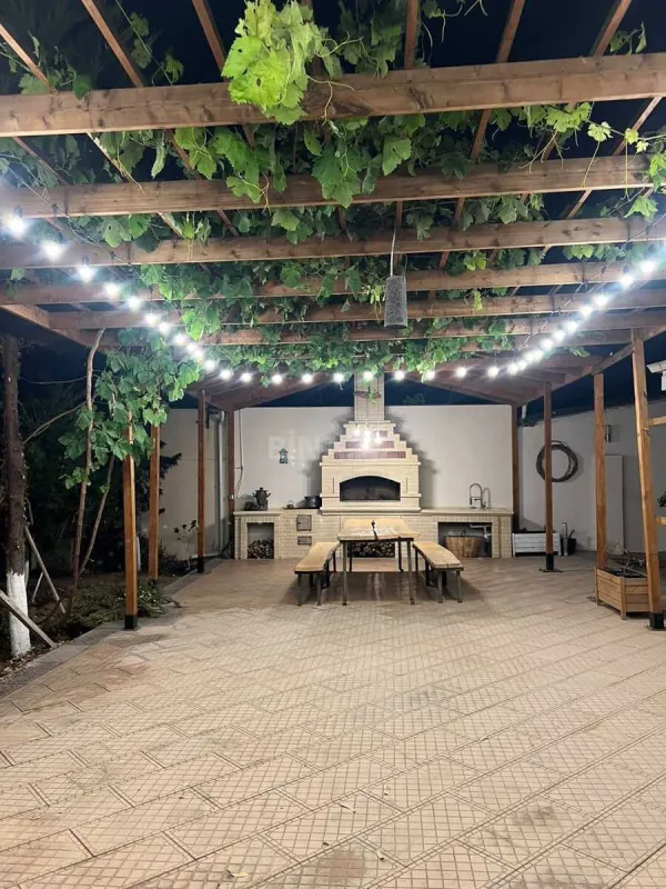 Satılır 5 otaqlı həyət evi 100 m²