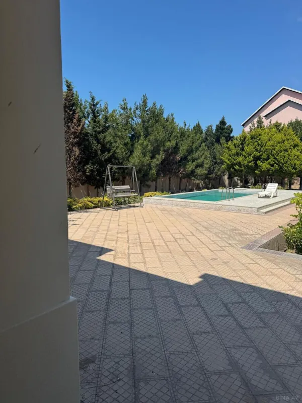 Satılır 5 otaqlı həyət evi 100 m²