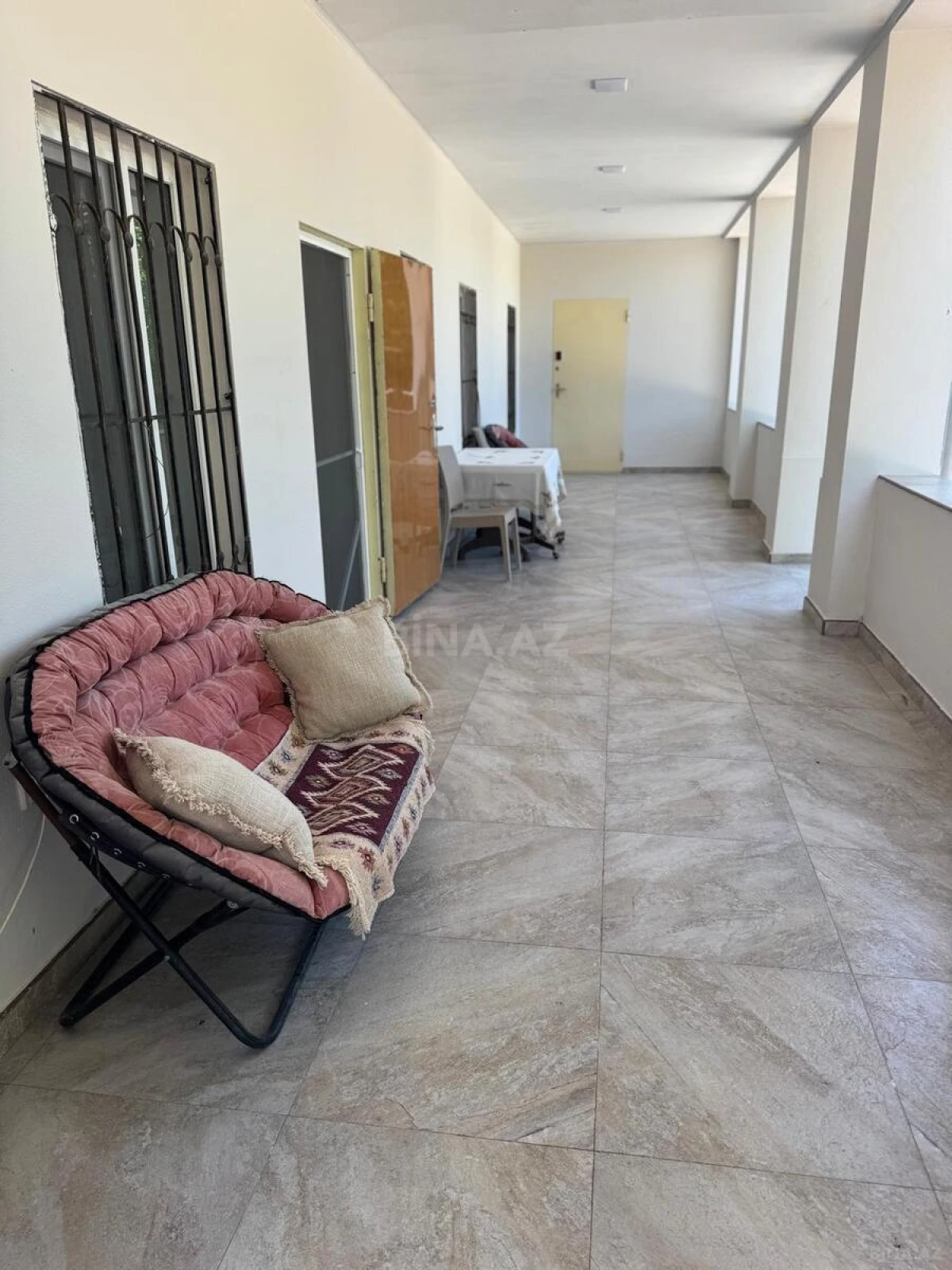 Satılır 5 otaqlı həyət evi 100 m²