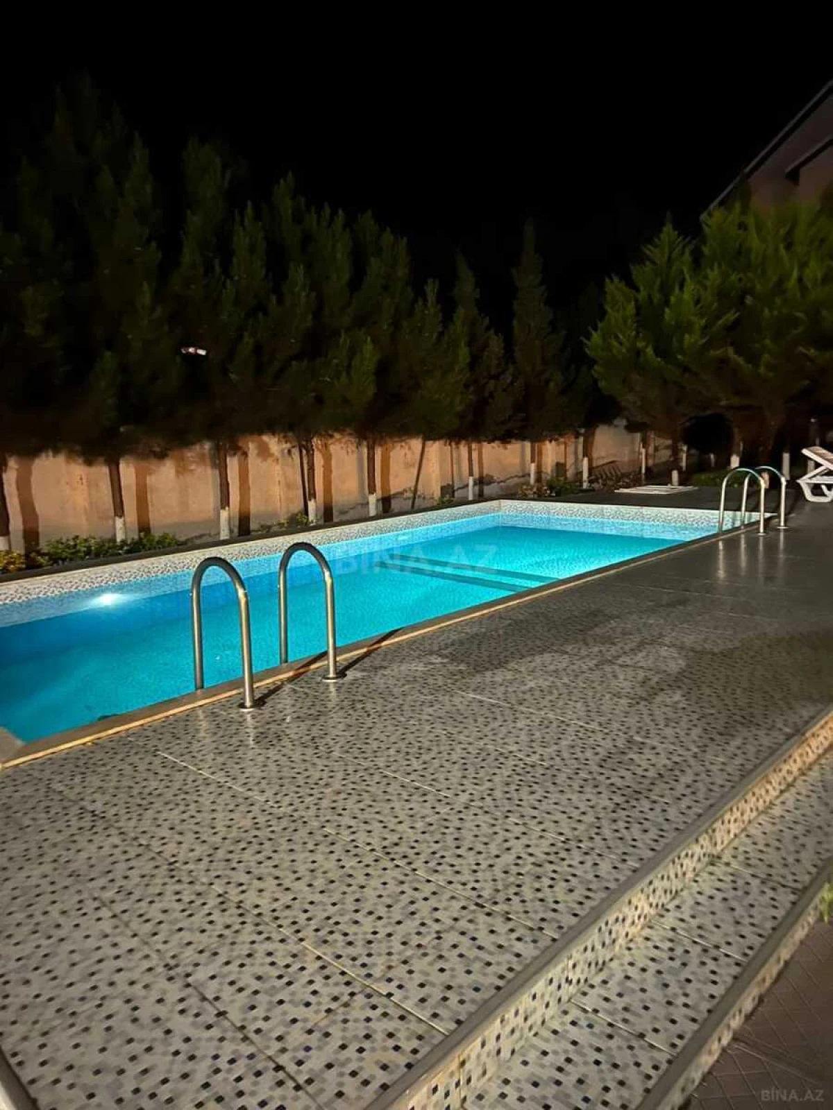 Satılır 5 otaqlı həyət evi 100 m²