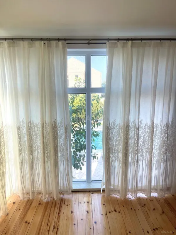 Satılır 5 otaqlı həyət evi 100 m²