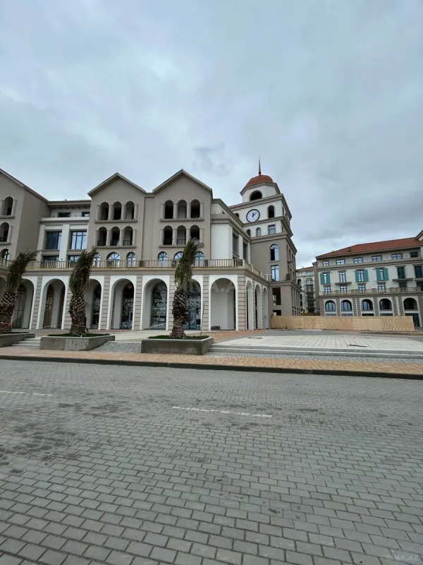 Satılır 2 otaqlı mənzil 86 m²