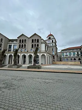 Satılır 2 otaqlı mənzil 86 m²