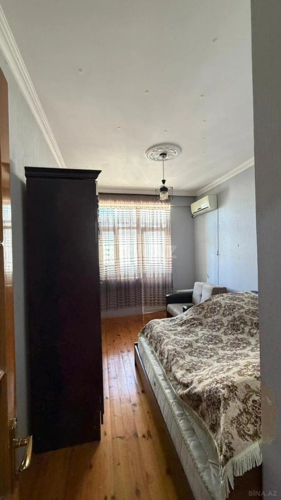 Satılır 2 otaqlı mənzil 85 m²