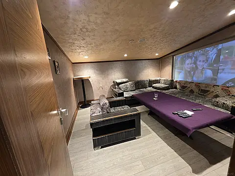 Kirayə verilir obyekt 400 m²