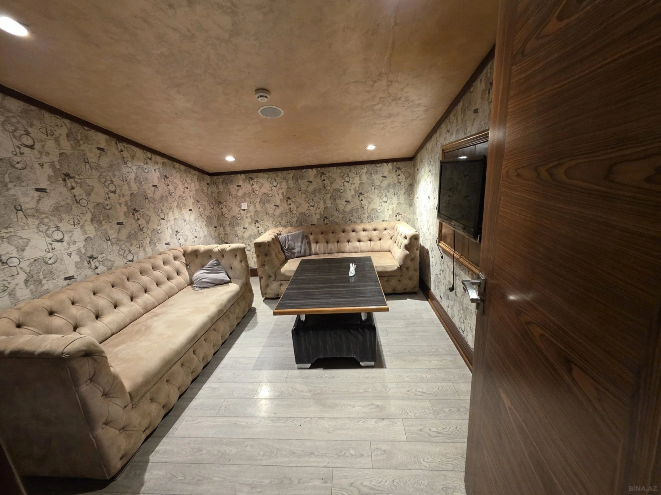 Kirayə verilir obyekt 400 m²