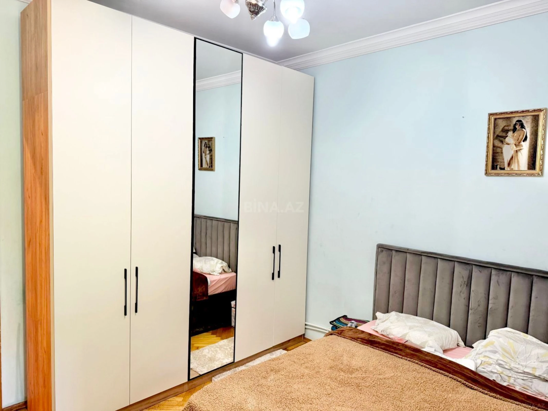 Satılır 2 otaqlı mənzil 60 m²