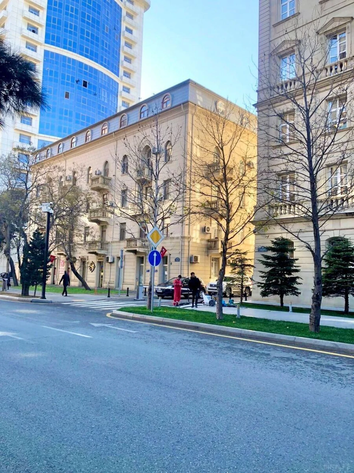 Satılır 2 otaqlı mənzil 60 m²