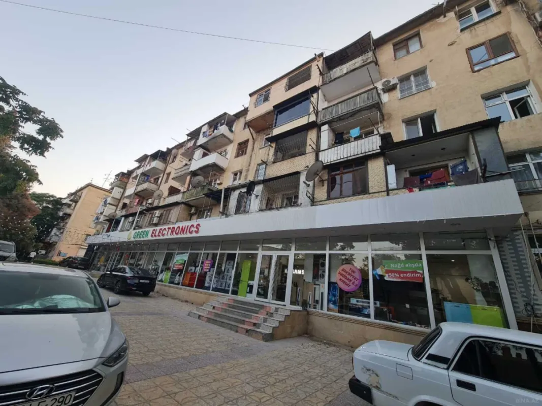 Satılır obyekt 455 m²