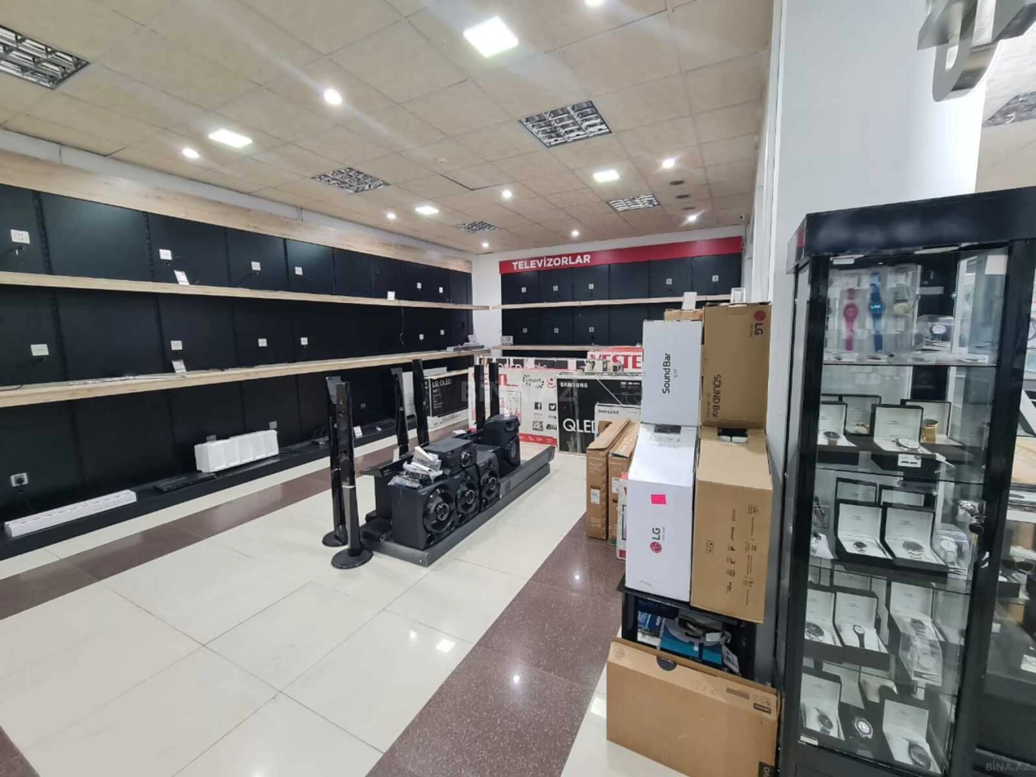 Satılır obyekt 455 m²