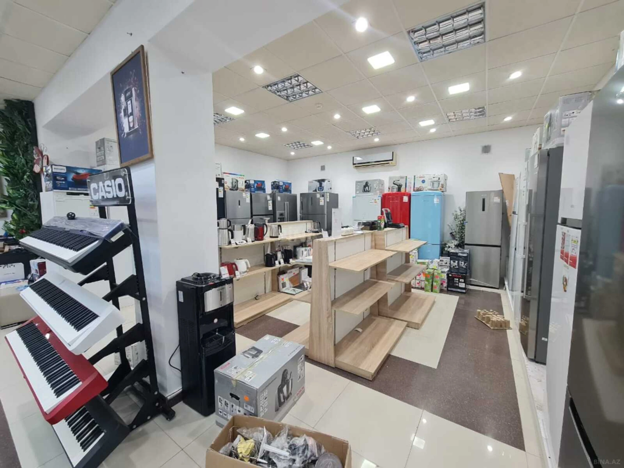 Satılır obyekt 455 m²