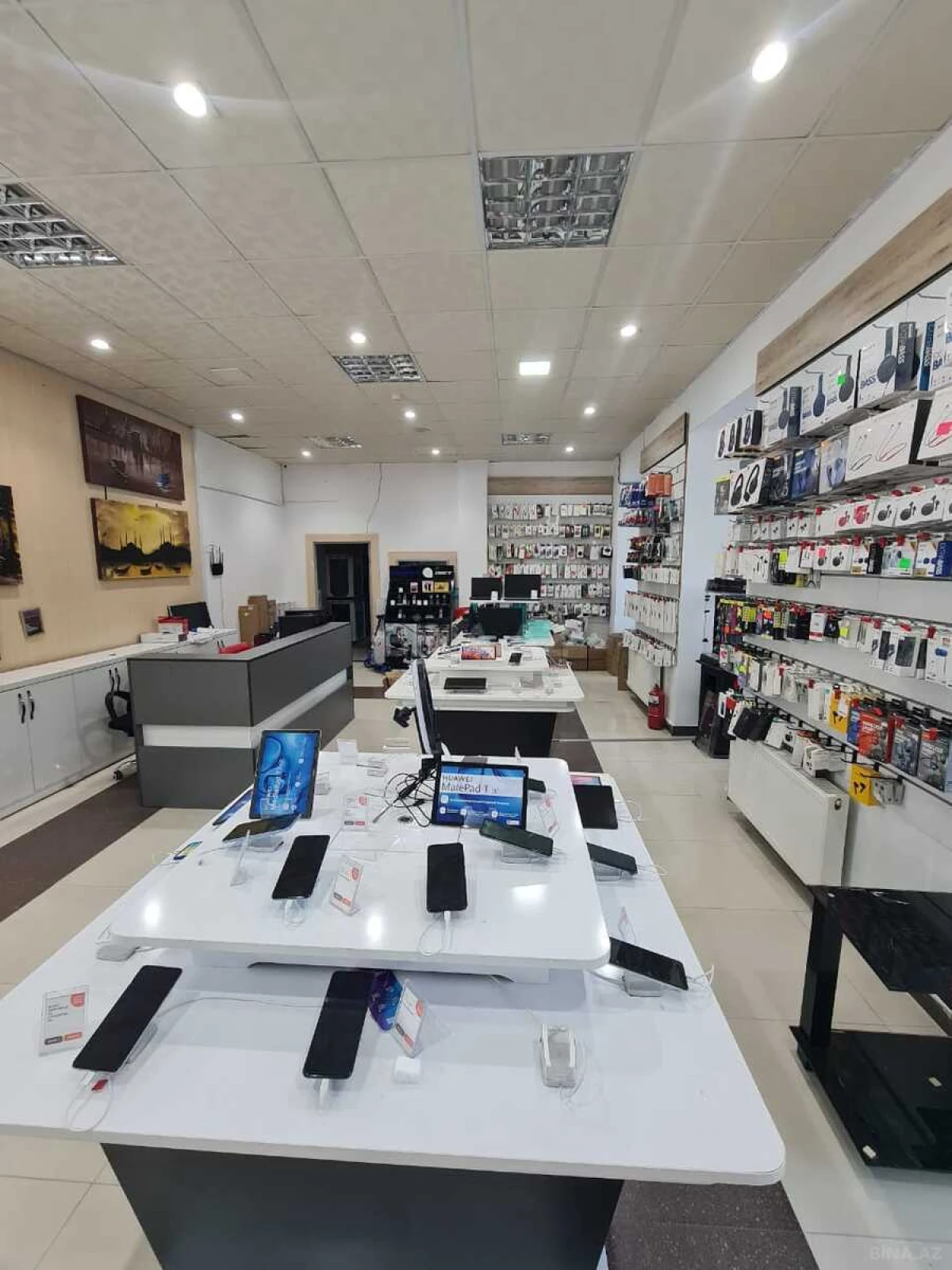 Satılır obyekt 455 m²