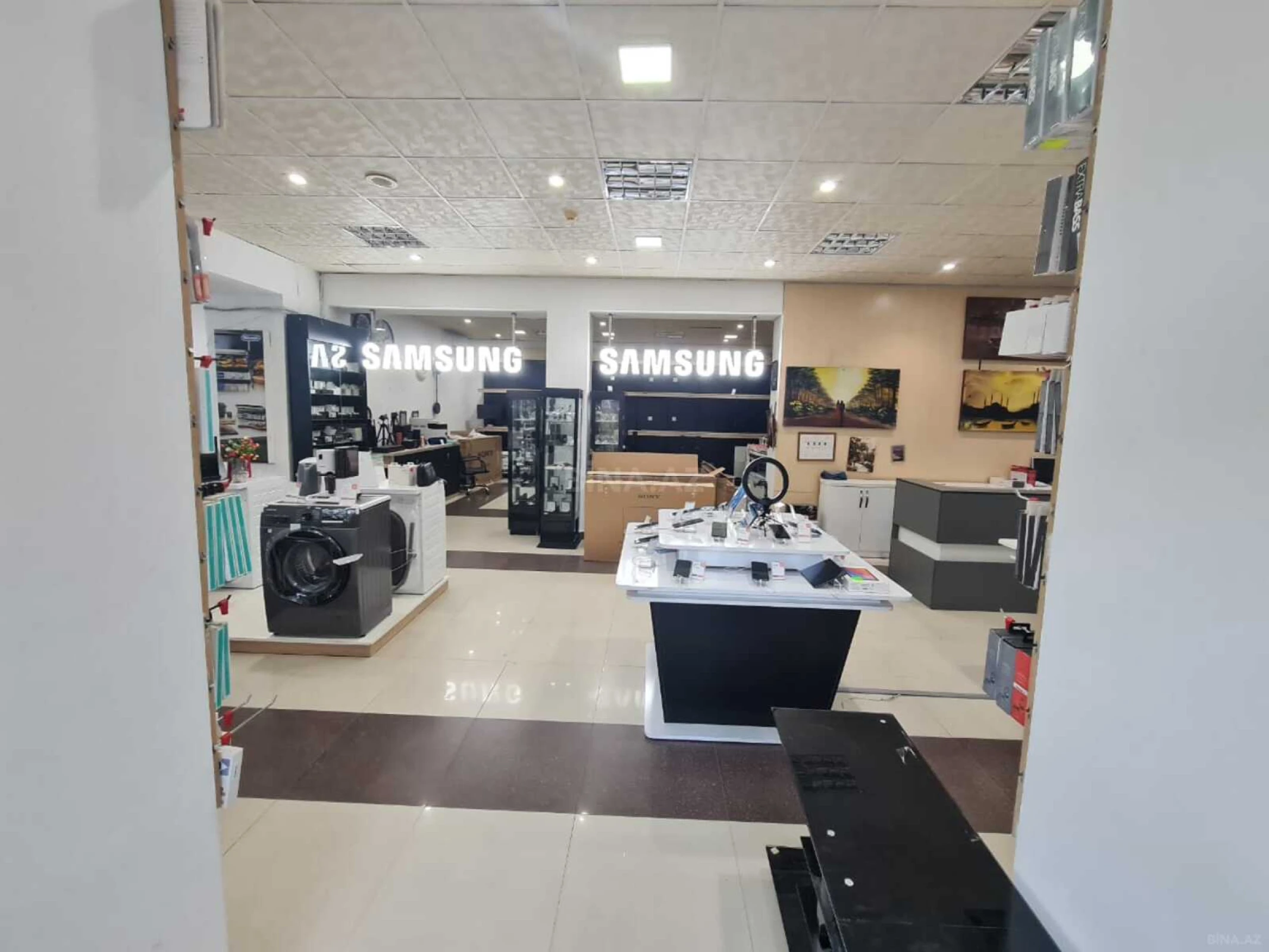 Satılır obyekt 455 m²