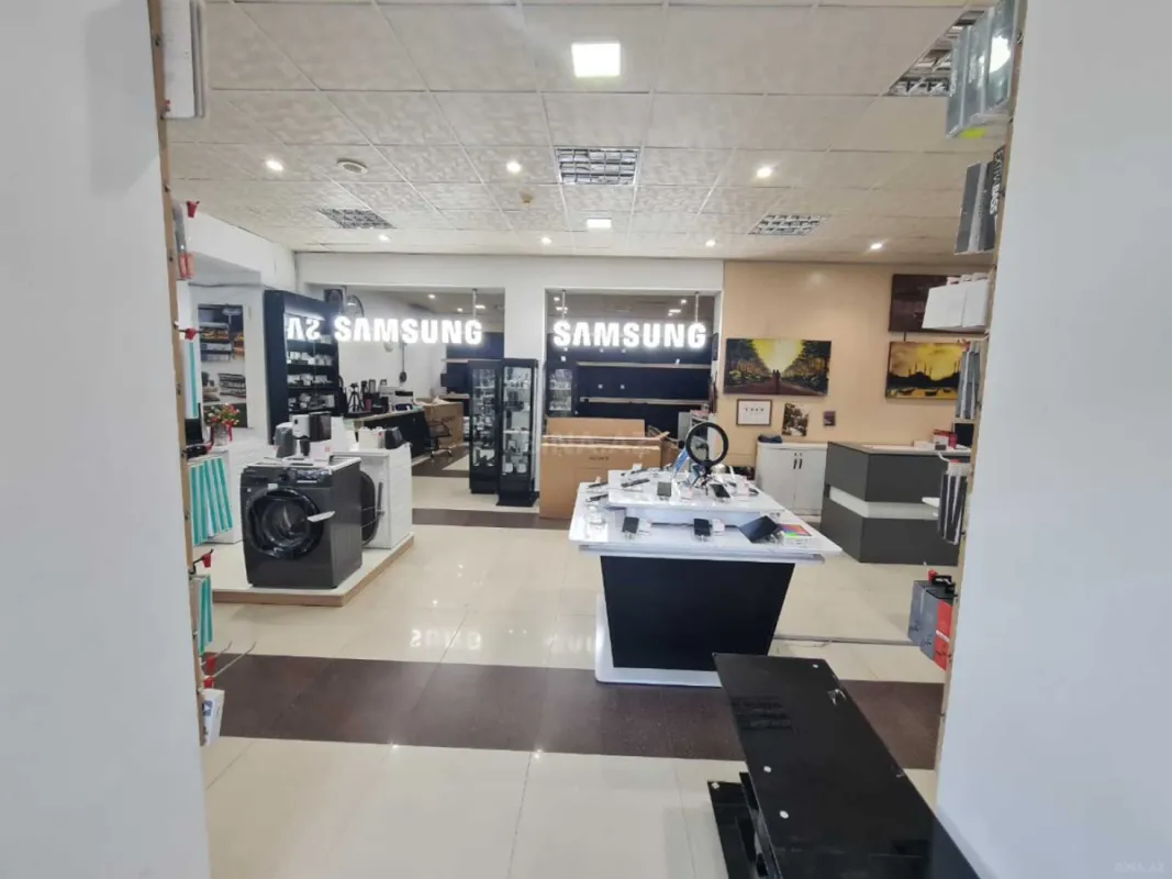 Satılır obyekt 455 m²