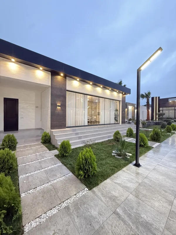 Satılır 5 otaqlı həyət evi 230 m²