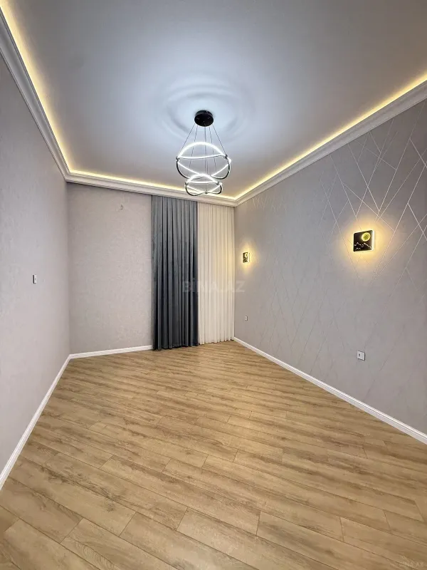 Satılır 5 otaqlı həyət evi 230 m²