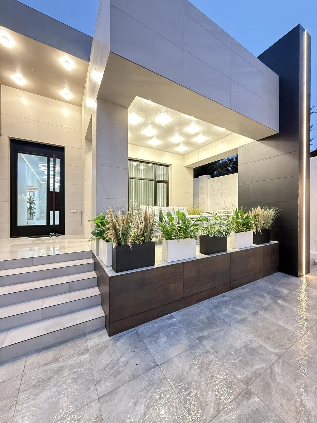 Satılır 5 otaqlı həyət evi 230 m²