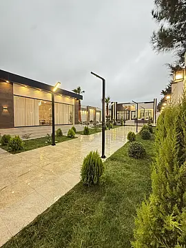 Satılır 5 otaqlı həyət evi 230 m²