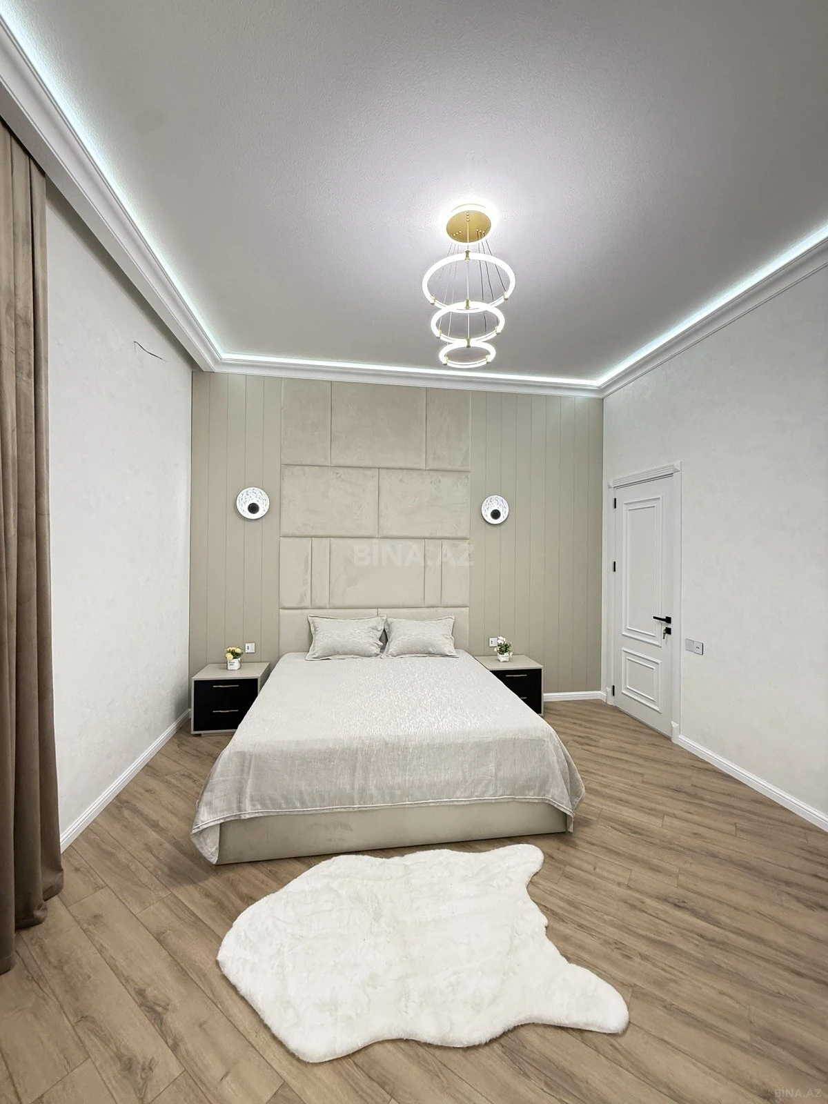 Satılır 5 otaqlı həyət evi 230 m²