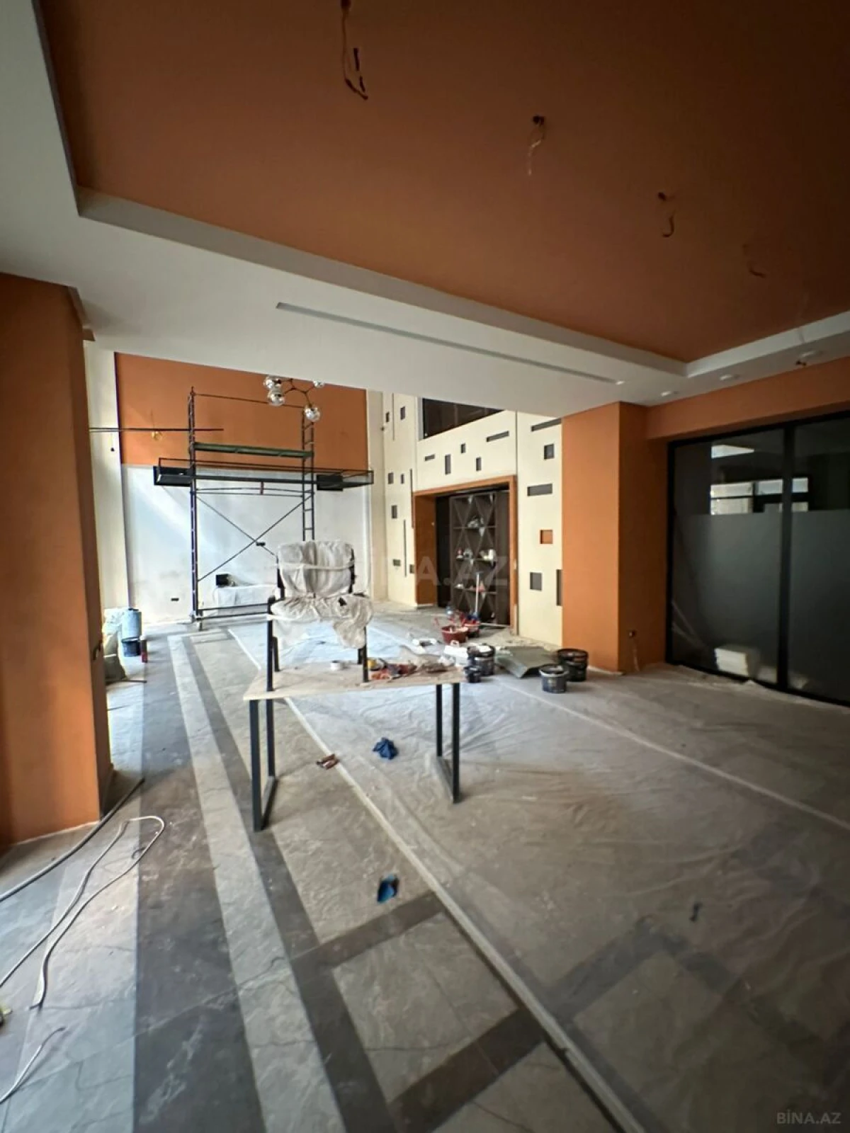 Kirayə verilir obyekt 400 m²