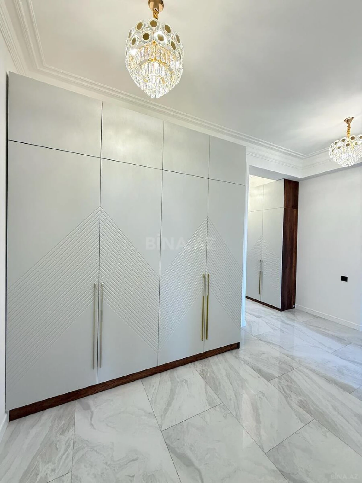 Satılır 3 otaqlı mənzil 100 m²
