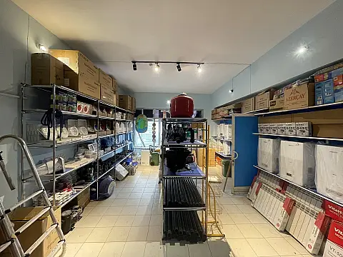 Kirayə verilir obyekt 70 m²