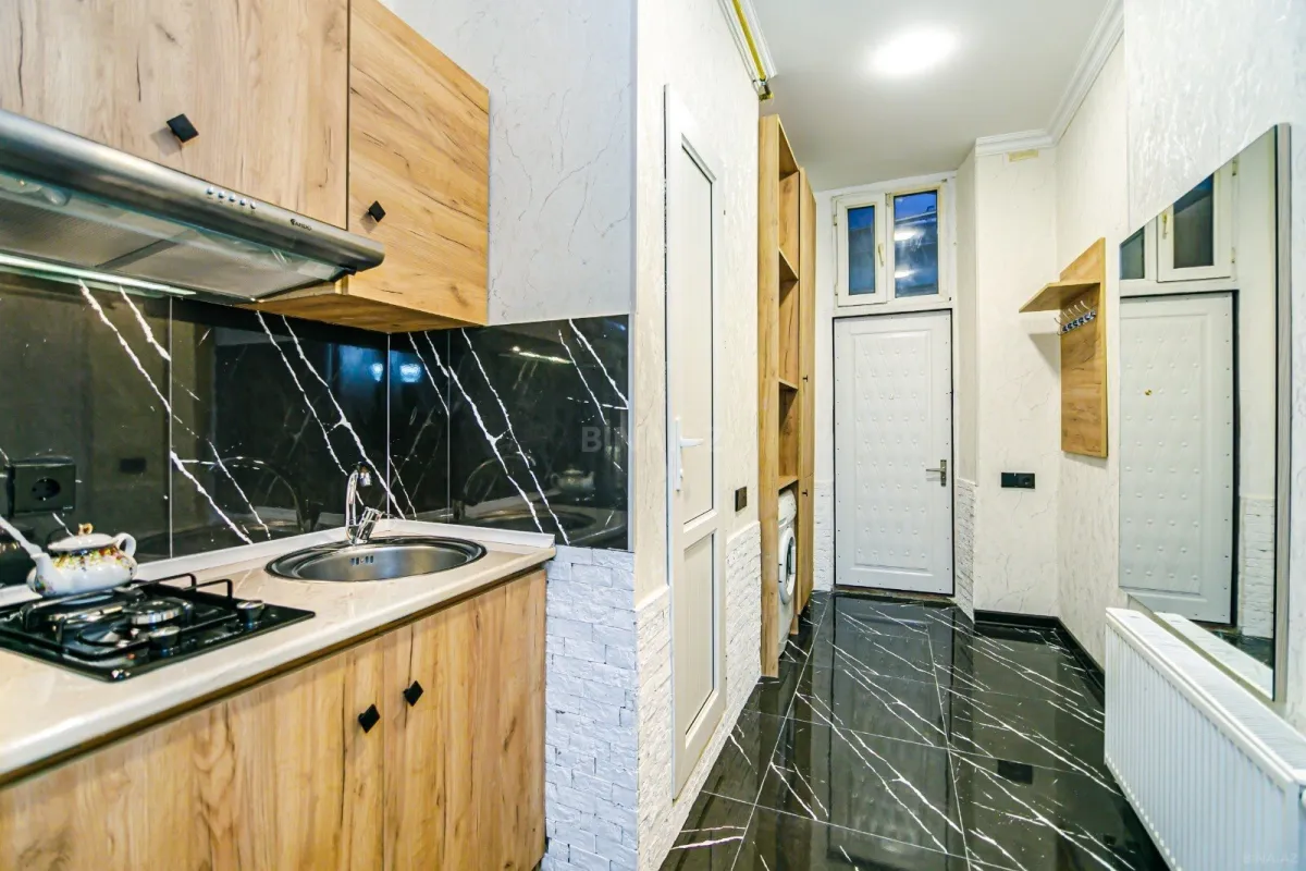 Kirayə verilir 1 otaqlı mənzil 42 m²