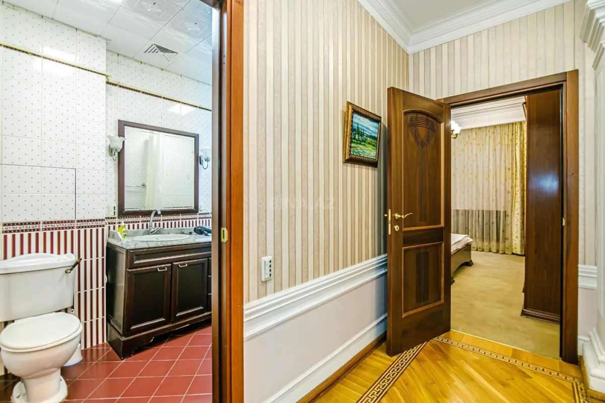 Kirayə verilir 2 otaqlı mənzil 70 m²