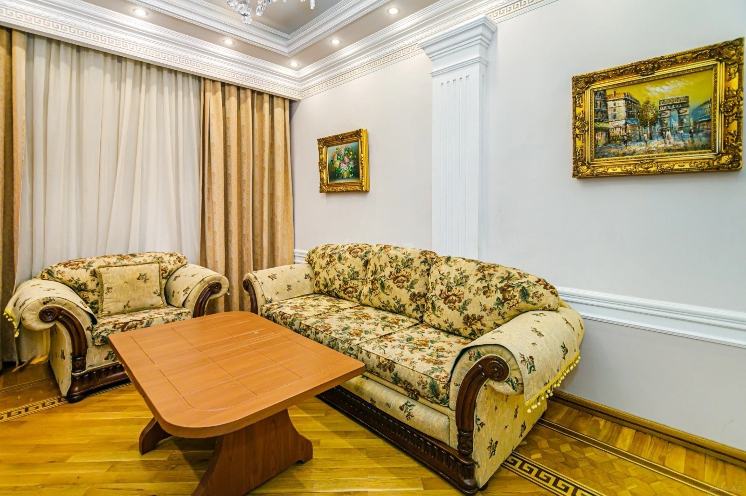 Kirayə verilir 2 otaqlı mənzil 70 m²
