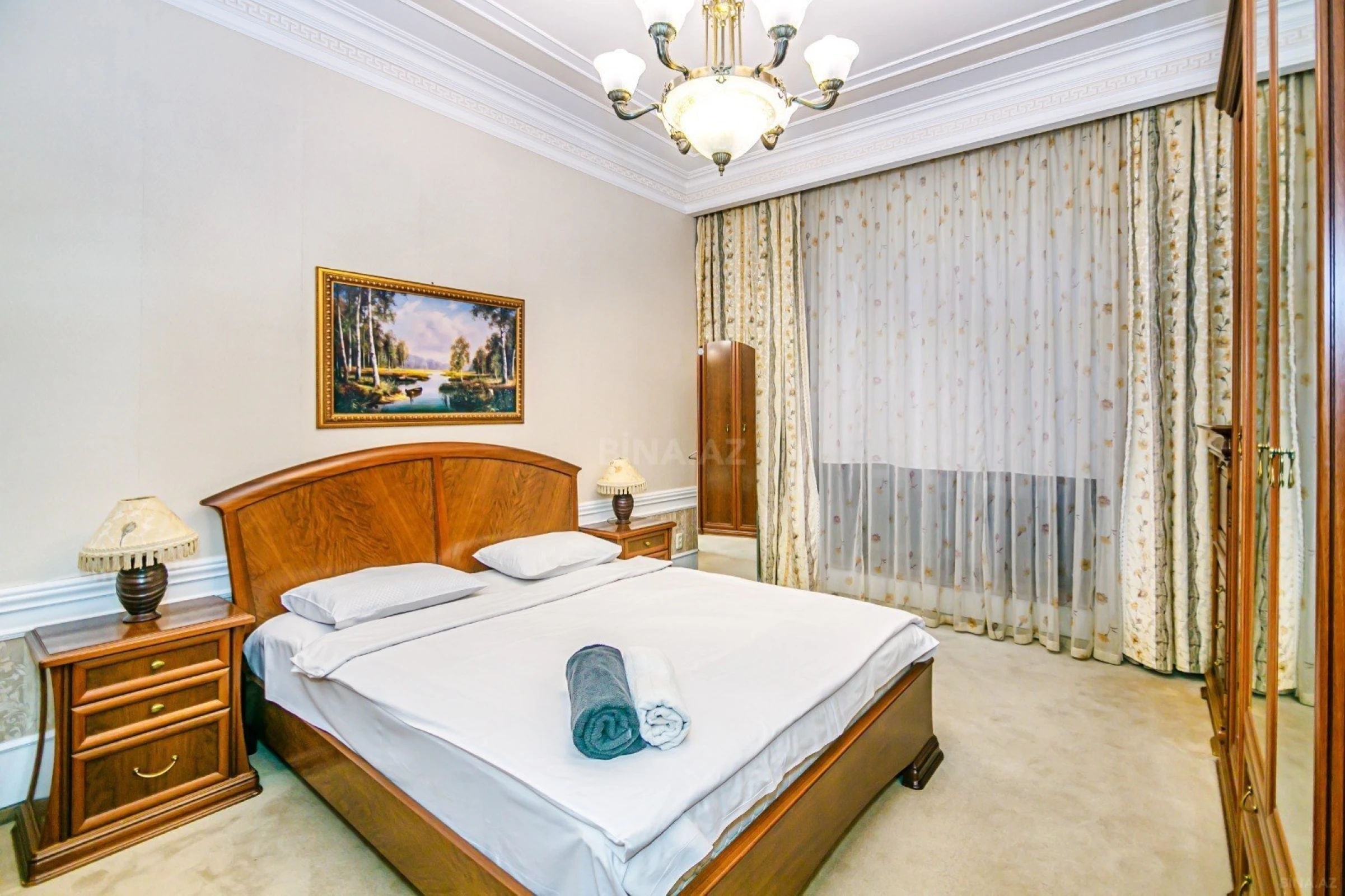 Kirayə verilir 2 otaqlı mənzil 70 m²