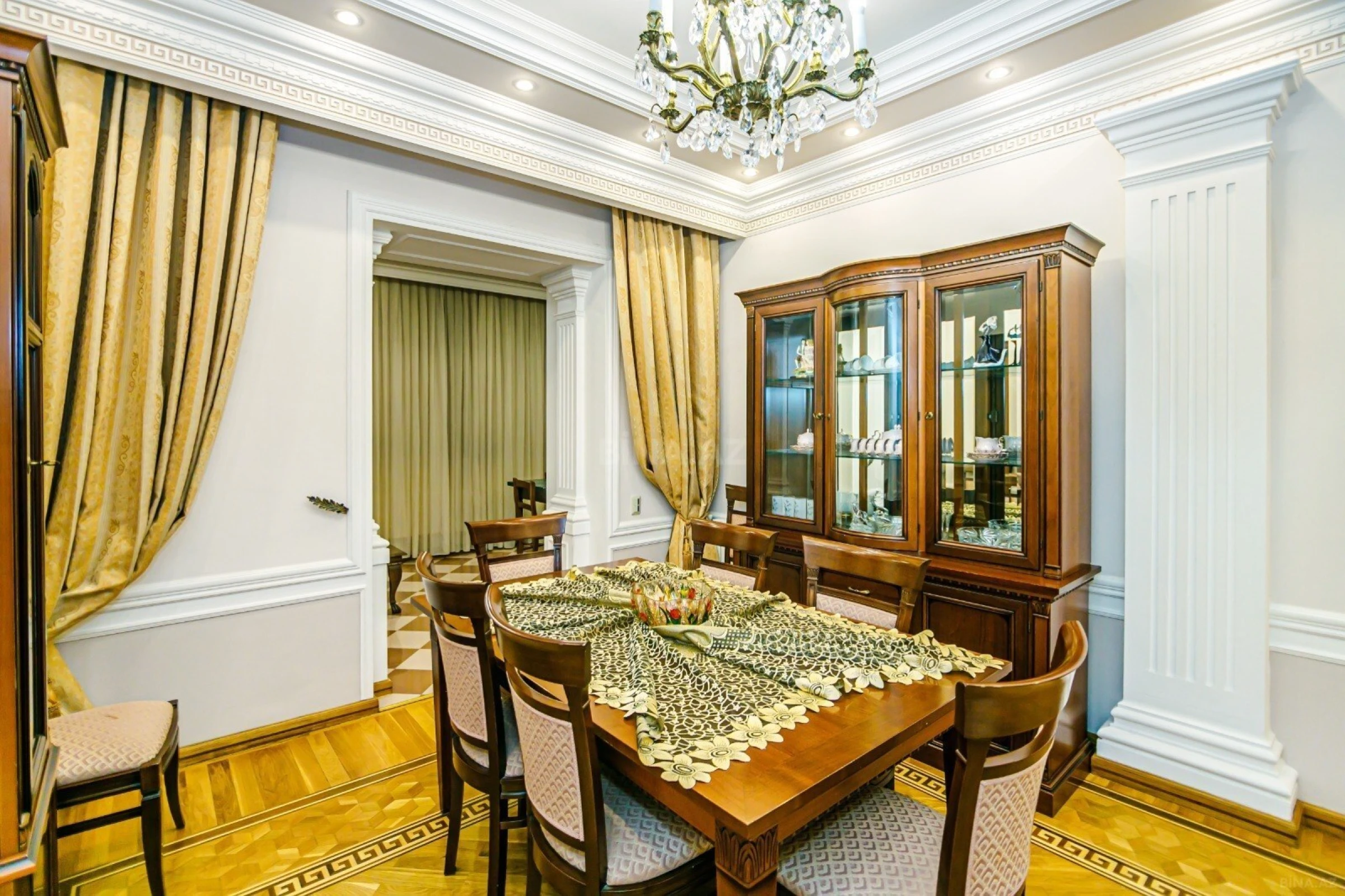 Kirayə verilir 2 otaqlı mənzil 70 m²