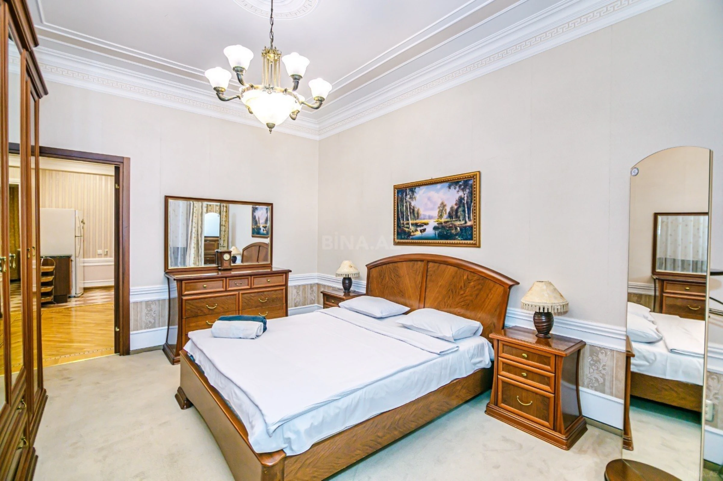 Kirayə verilir 2 otaqlı mənzil 70 m²