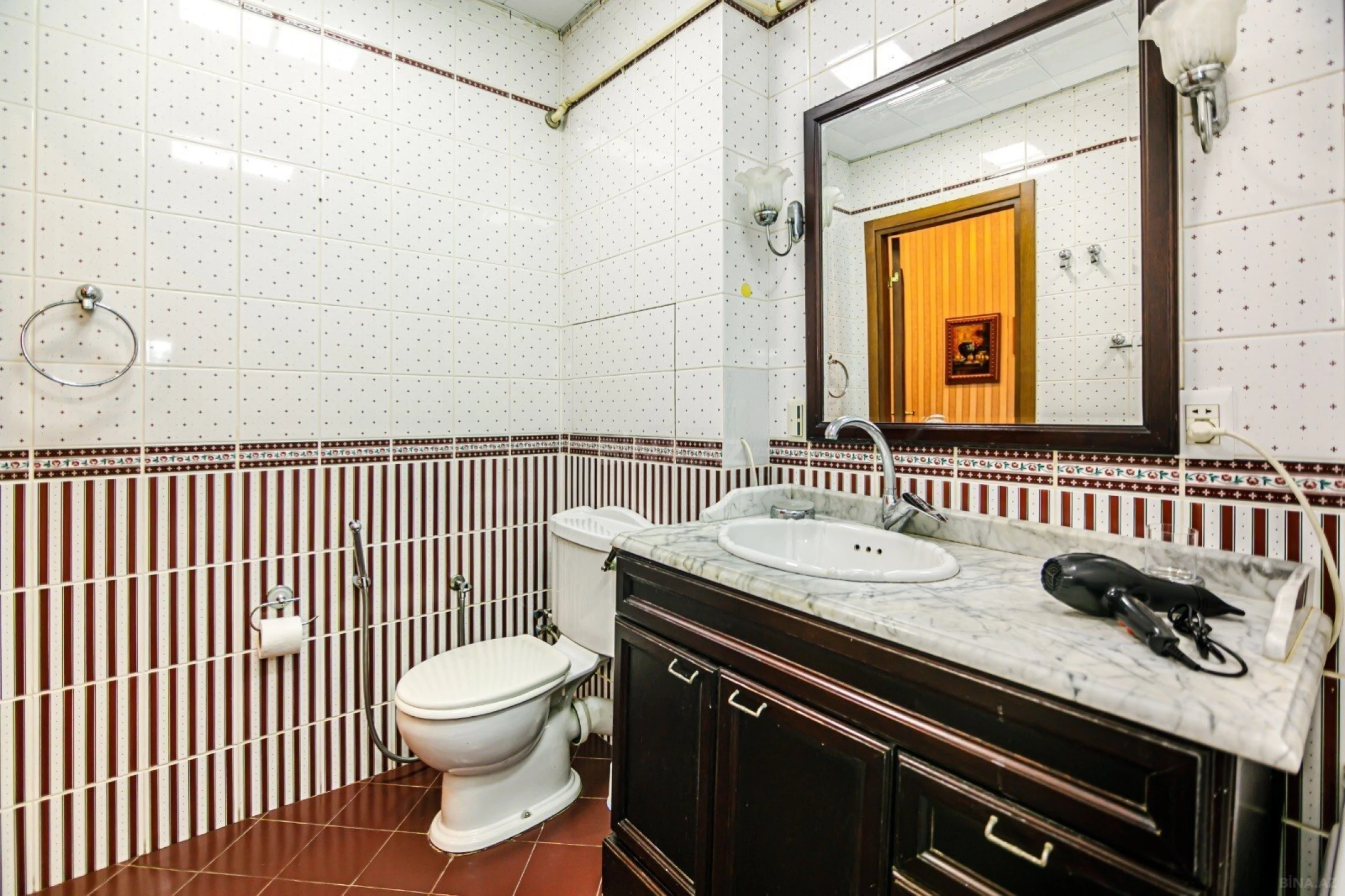 Kirayə verilir 2 otaqlı mənzil 70 m²