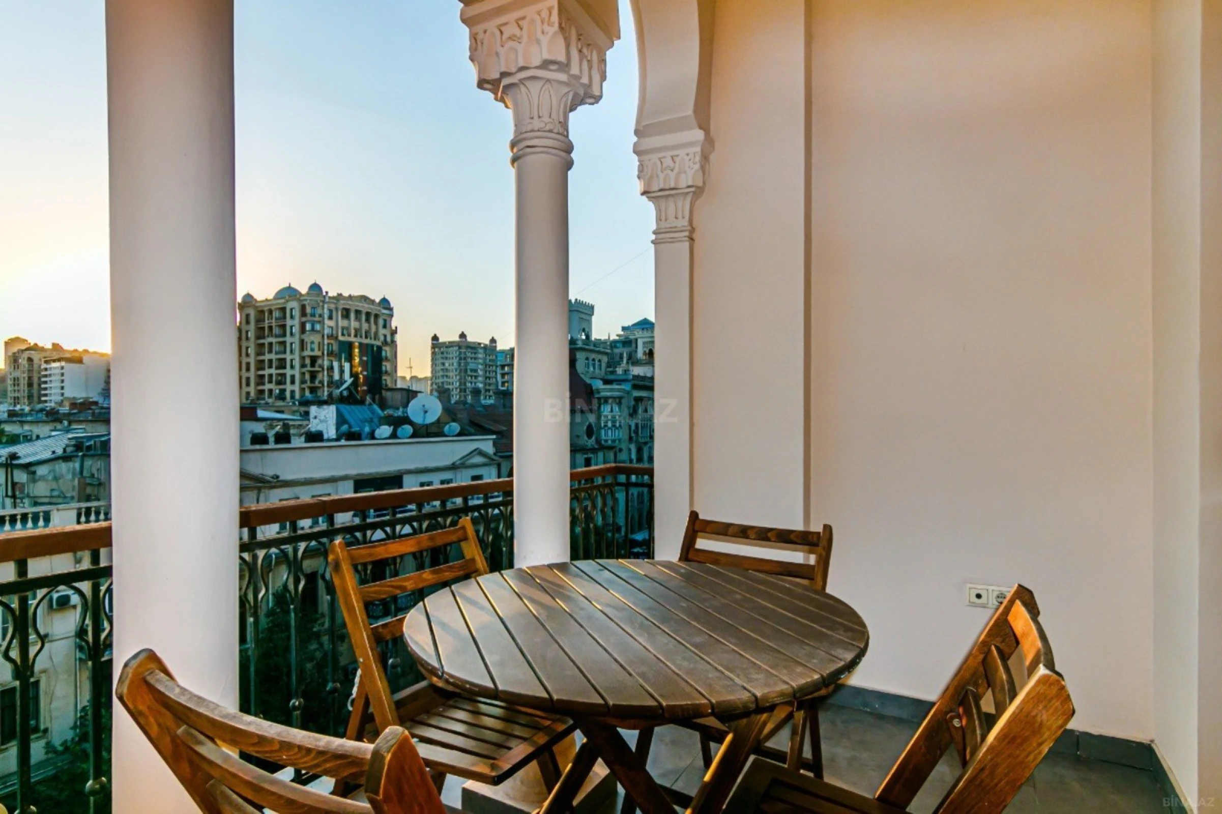 Kirayə verilir 3 otaqlı mənzil 101 m²