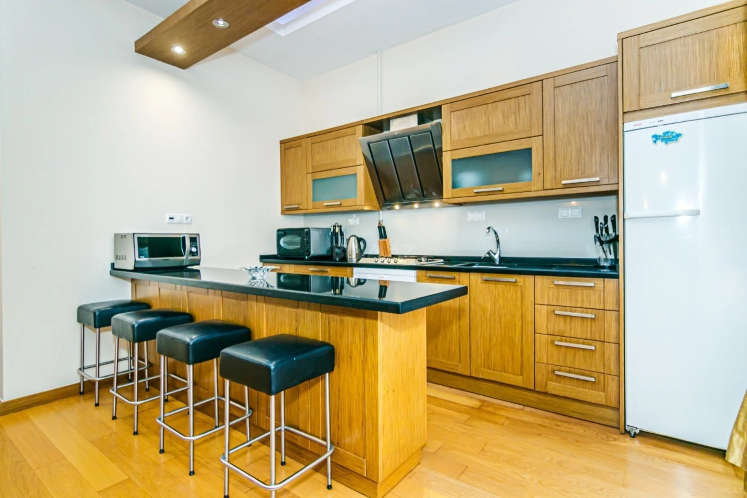 Kirayə verilir 3 otaqlı mənzil 101 m²