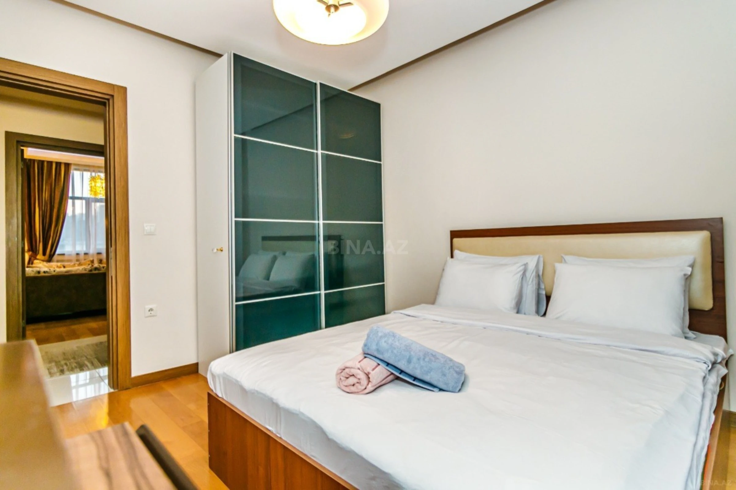 Kirayə verilir 3 otaqlı mənzil 101 m²